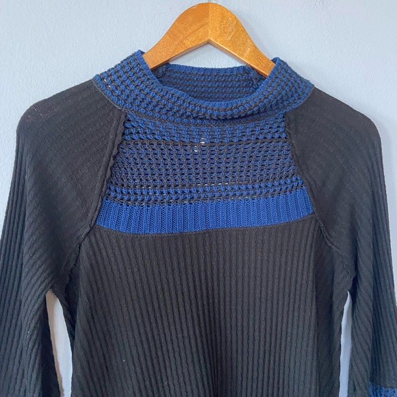 Free People Snow Day Mock Neck Thermal Top in Black Size Small - Picture 2 of 8